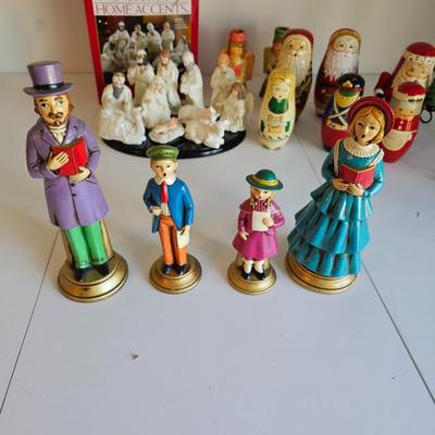 Christmas Home Decor & More (UCC-JS)