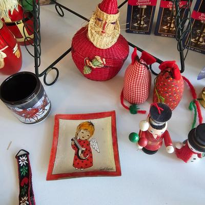 Christmas Home Decor & More (UCC-JS)