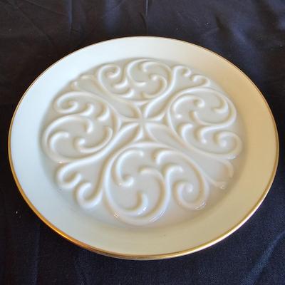Lenox Holiday Tartan China & More (UCC-JS)