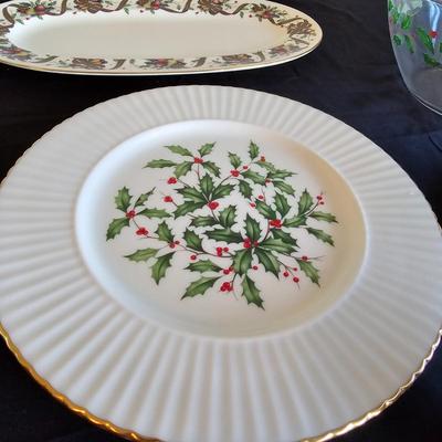 Lenox Holiday Tartan China & More (UCC-JS)
