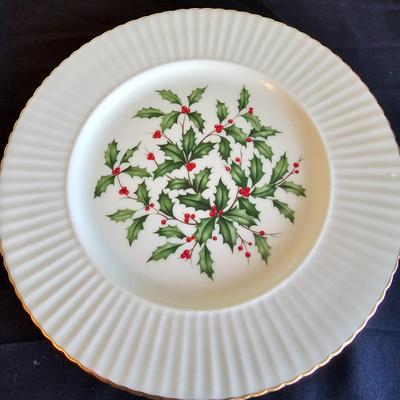 Lenox Holiday Tartan China & More (UCC-JS)