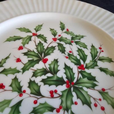 Lenox Holiday Tartan China & More (UCC-JS)