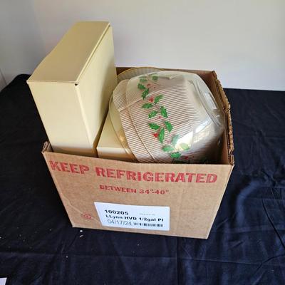 Lenox Holiday Tartan China & More (UCC-JS)