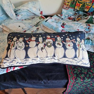 Holiday Linens & More (UCC-JS)
