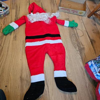 Holiday Linens & More (UCC-JS)