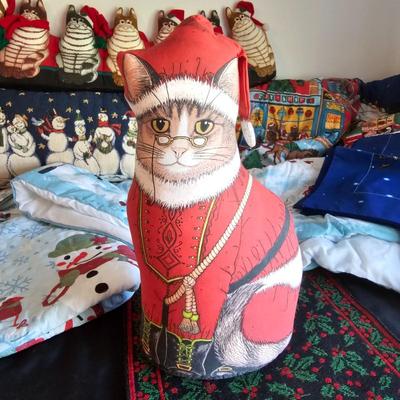 Holiday Linens & More (UCC-JS)