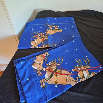 Holiday Linens & More (UCC-JS)