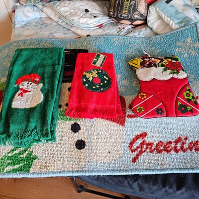 Holiday Linens & More (UCC-JS)