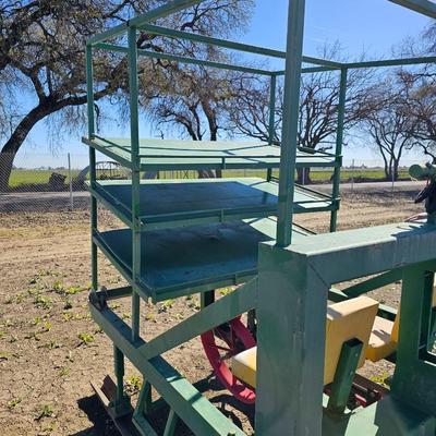 Mechanical transplantor