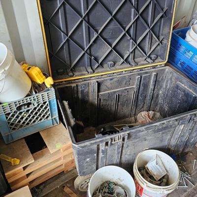 Contents of shipping container