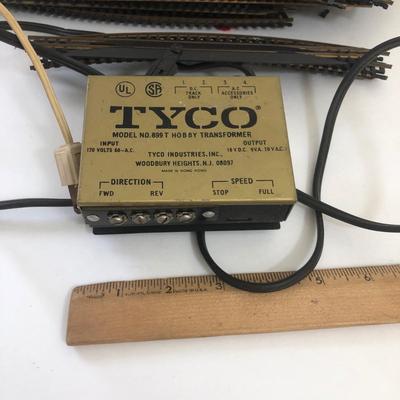 LOT 7A: Vintage Tyco Model No. 899T Hobby Transformer (Made in Woodbury Heights, NJ) w/ HO Scale Train Track