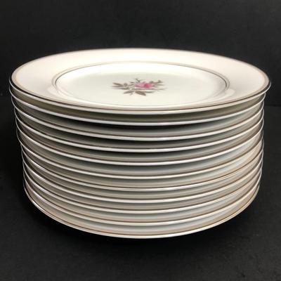 LOT 10A: Vintage Noritake China Roanne 5794 Set