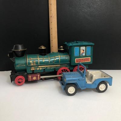 LOT 21A: Vintage 1970s Marx Toys Battery Operated Western Locomotive & 1960s Tonka Metal Jeep