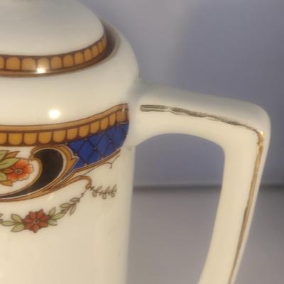 Vintage European Victoria China 20-piece Tea Set
