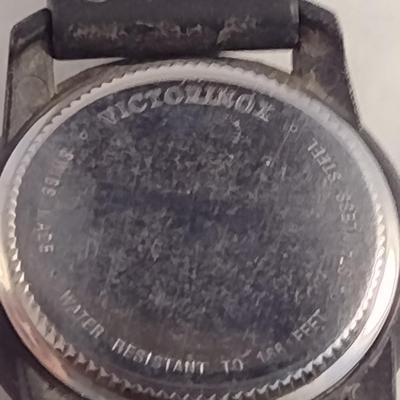 Pair of Women's Fashion Wrist Watches Citizens and Victorinox Swiss Army (#10)