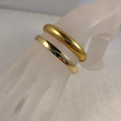 Pair of Gold Tone Fashion Wrist Bangles (#12)