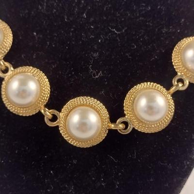 Vintage Napier Gold Tone and Faux Pearl Matching Bracelet and Necklace Set (#13)