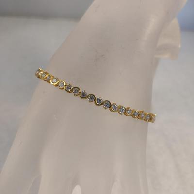14K and Cubic Zirconia Tennis Bracelet 8 (gram total weight) (#20)