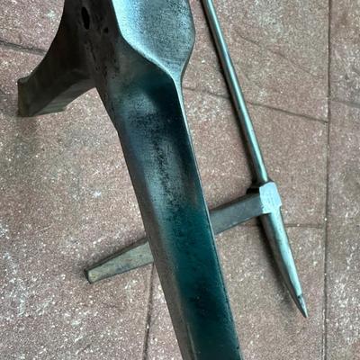 Large Anvil Stakes