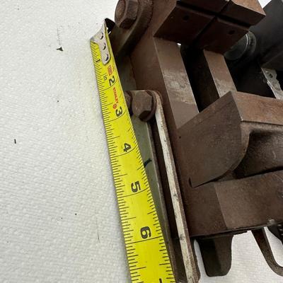 Angle Adjustable Vise Lot