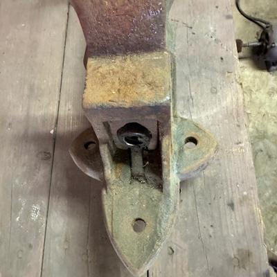 Antique Bench Vise