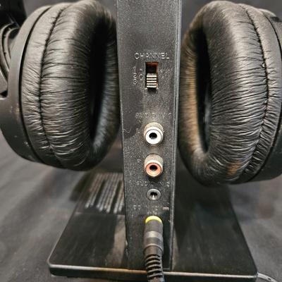 Two Pairs of Wireless Sony Headphones (LR-DW)