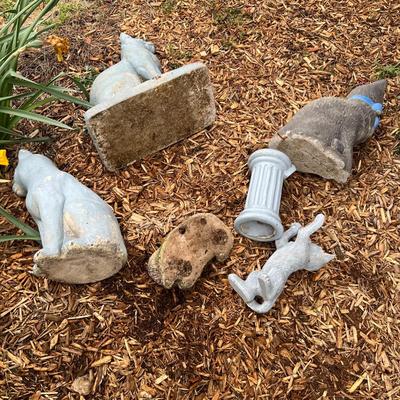 Cluster of Cat Statues (FY-RG)