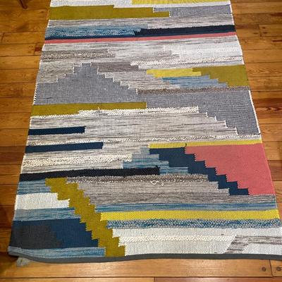 Rug approx 8x5