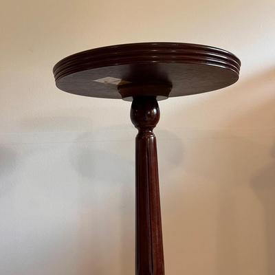Three Victorian Style Side Tables/Plant Stands (D-DZ)