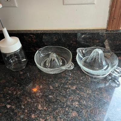 Pyrex Dishes & More (K-MK)