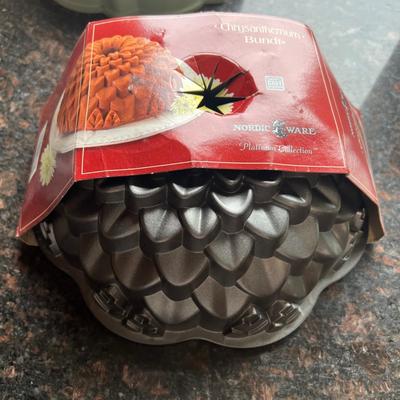 Bundt Cake Pans & More (K-MK)