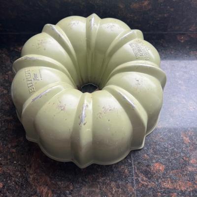 Bundt Cake Pans & More (K-MK)