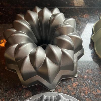 Bundt Cake Pans & More (K-MK)