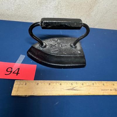 Solid Cast iron Sad iron
