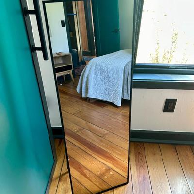 Standing floor Mirror