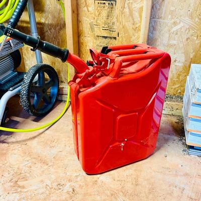 Gas can, Coolers, Tile Lot