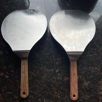 Pizza Baking Dishes and Equipment (K-MK)