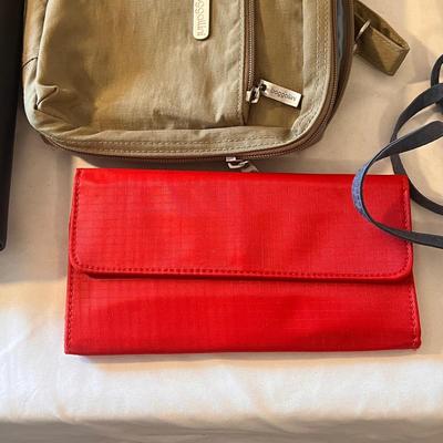 Bags by Baggallini and More (D-DZ)