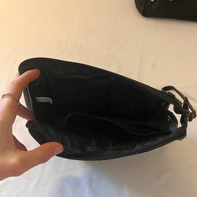 Bags by Baggallini and More (D-DZ)