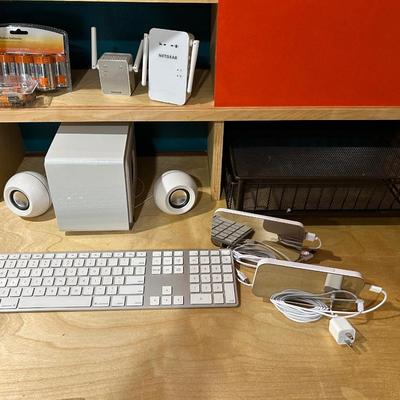 Speaker, Keyboard, Netgear Lot