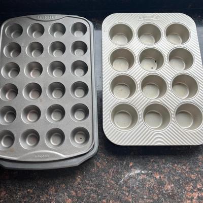 Muffin Tins, Loaf Pans and More (K-MK)
