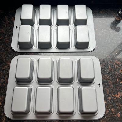 Muffin Tins, Loaf Pans and More (K-MK)