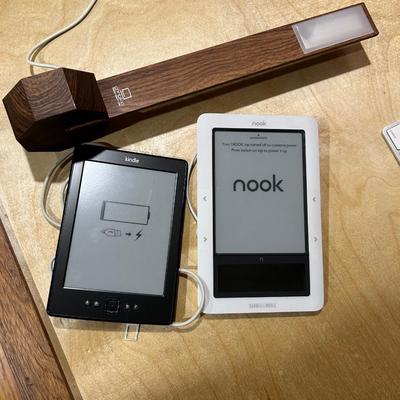 Modern Touch light + nooks