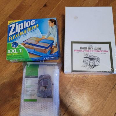 Lot of three household containers