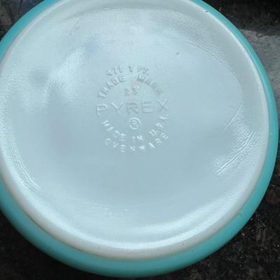 Pyrex Pixies, Refrigerator Dish, Butter Dish and more (K-MK)
