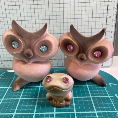 Napco twin owls with jewel eyes and frog