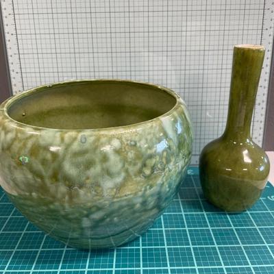 Green ceramic pot and vase