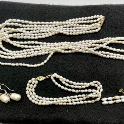 Vintage Jewelry Set - gifted in 1999 - 14K clasps - Freshwater Pearl set, Multi-strand, lot of 4 pieces