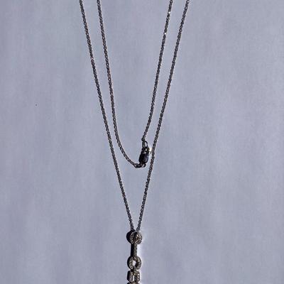 Antique-like style 14k White Gold Necklace with Drop Dangle Pendent and 0.35 Carat Diamond