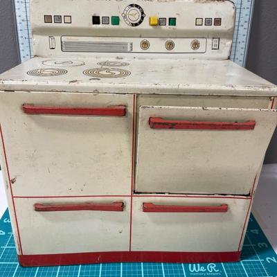 Vintage toy stoves & sink